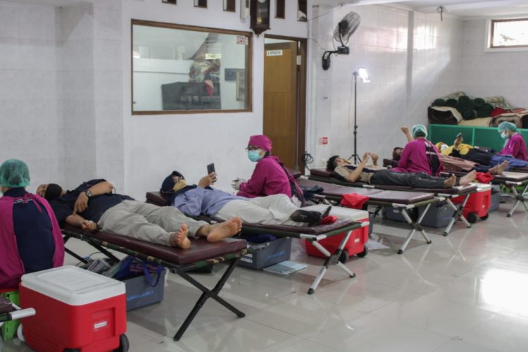 Komisi Ukhuwah Mui Bali Gelar Donor Darah Sekaligus Distribusikan